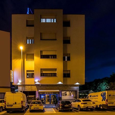 Piccolo Hotel Allamano Grugliasco Bagian luar foto