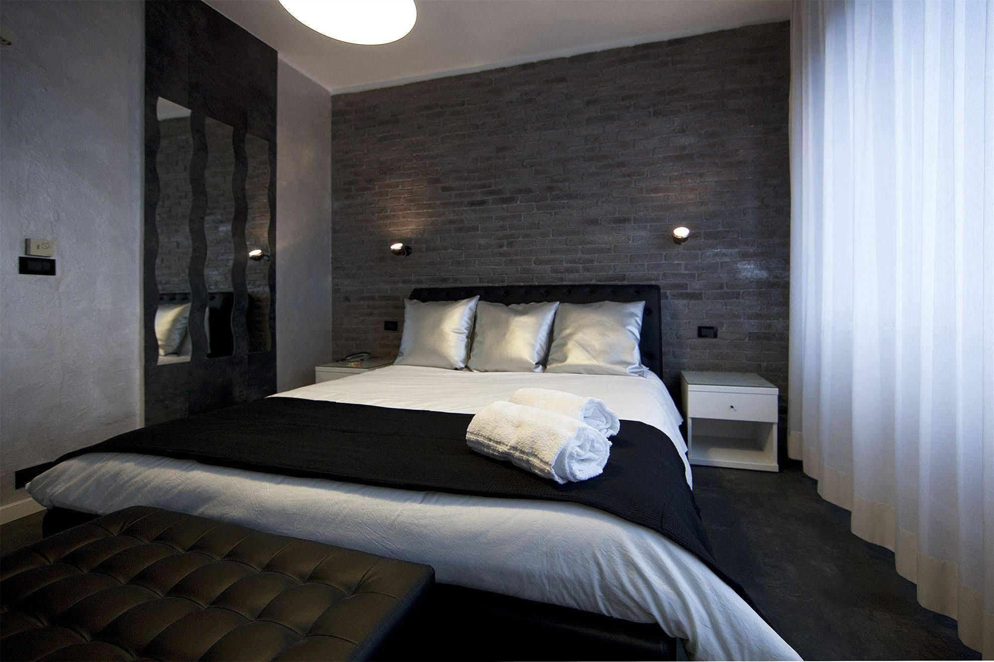 Piccolo Hotel Allamano Grugliasco Bagian luar foto
